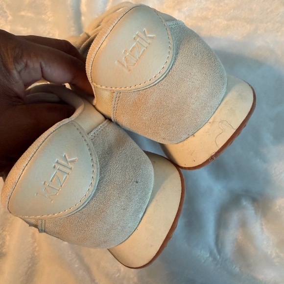 Women's Kizik Slip on Sneakers - Picture 7 of 11